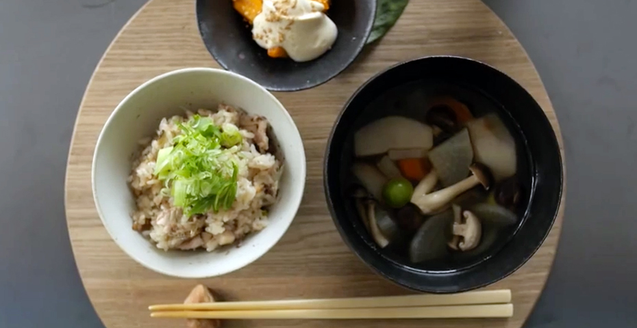 野村友里 春夏秋冬 おいしい手帖｜サンマの混ぜご飯 | カーサ