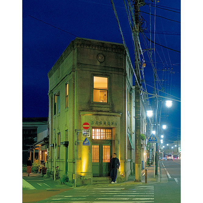 鎌倉 由比ガ浜通り 伝説のバーがまた開きます カーサ ブルータス Casa Brutus