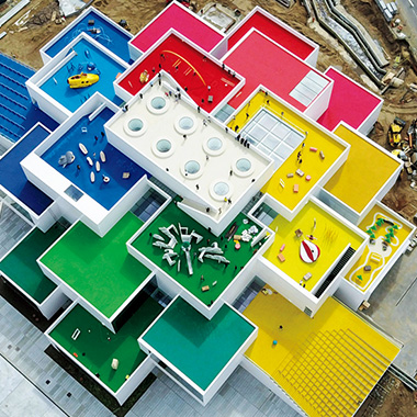 1111legohouse1_380.jpg
