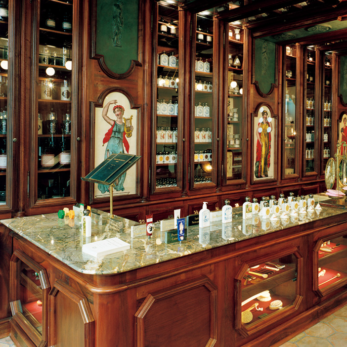 BULY〉のパリ新店ではオニギリを売っている！? | カーサ ブルータス