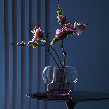 デンマーク王室御用達ガラスブランド〈ホルムガード〉が柴田文江と初