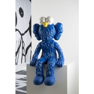 ポップカルチャーの旗手、KAWSの日本初大型展覧会が決定！ | カーサ