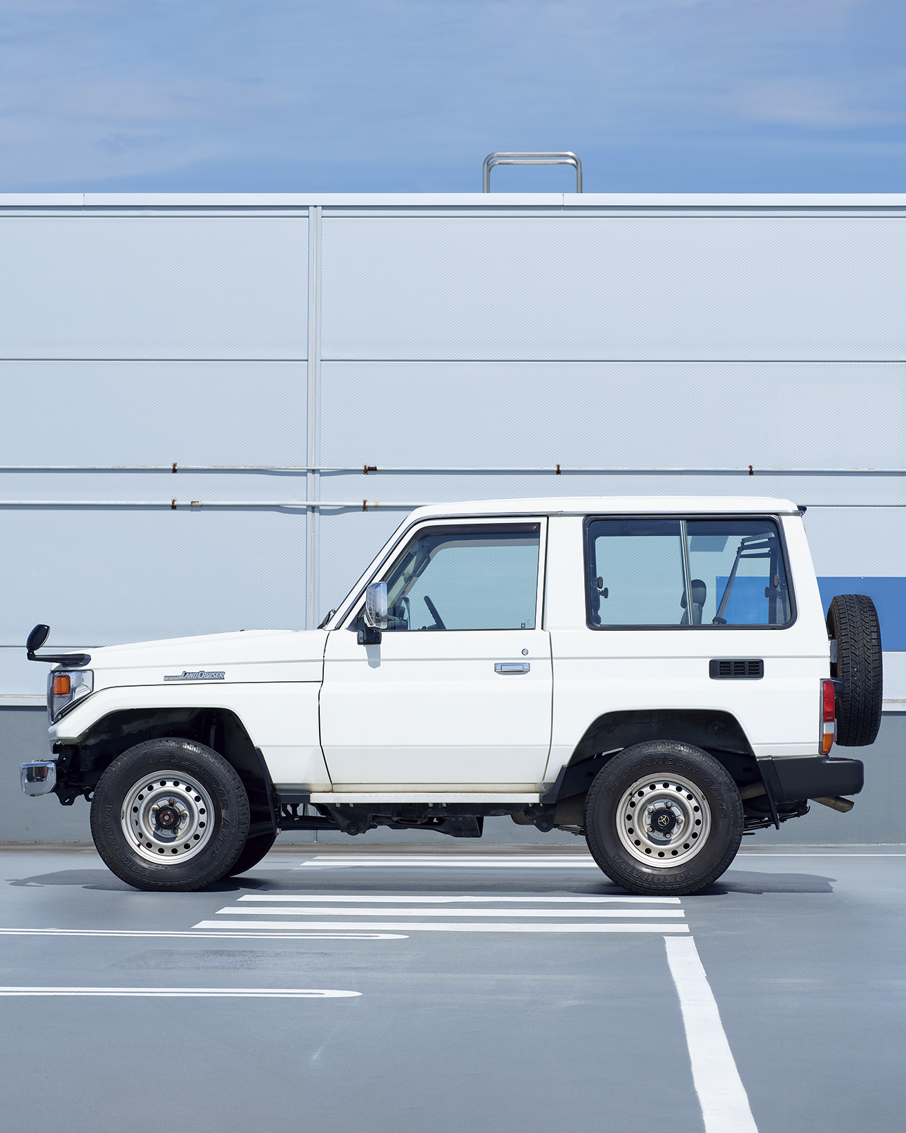 Chill CARS｜《ランクル》史上最も長く販売された、世界中で走り