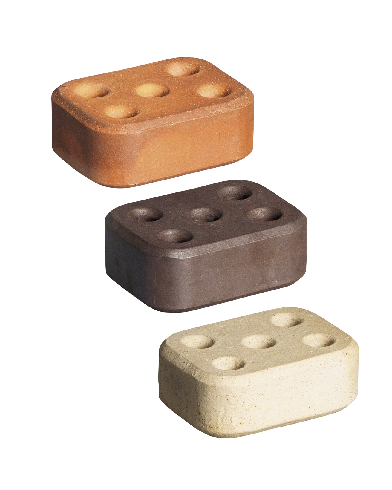熊野亘がデザインしたリサイクル煉瓦を使った傘立て《BRICK STAND