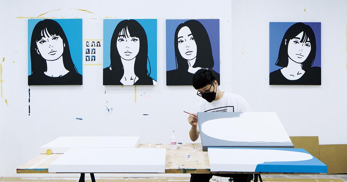 独占】福岡の新ギャラリーでKYNEの展覧会が開催。作品制作中のアトリエ