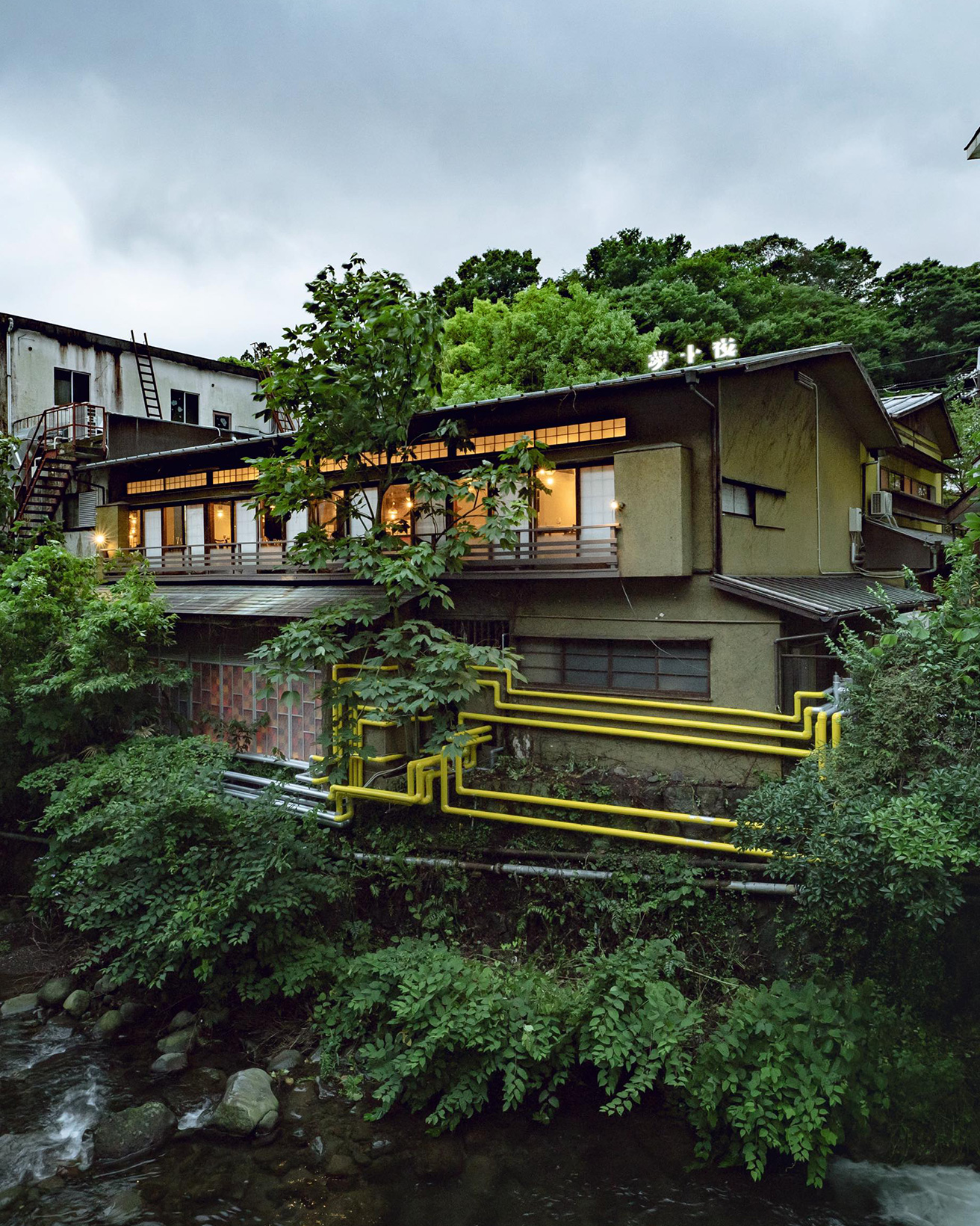 湯河原に夢をテーマにした温泉旅館〈夢十夜〉が誕生。 | カーサ ブルータス Casa BRUTUS