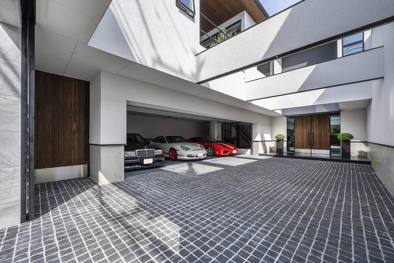車と住宅をもっと近づける理想の“ガレージハウス”・6選。