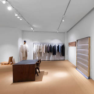 GHQディペンデントハウス用 サイドチェスト/シャルロットペリアン 剣持勇 Japanese Modernism Chest by IARI ,a - Objet d' art