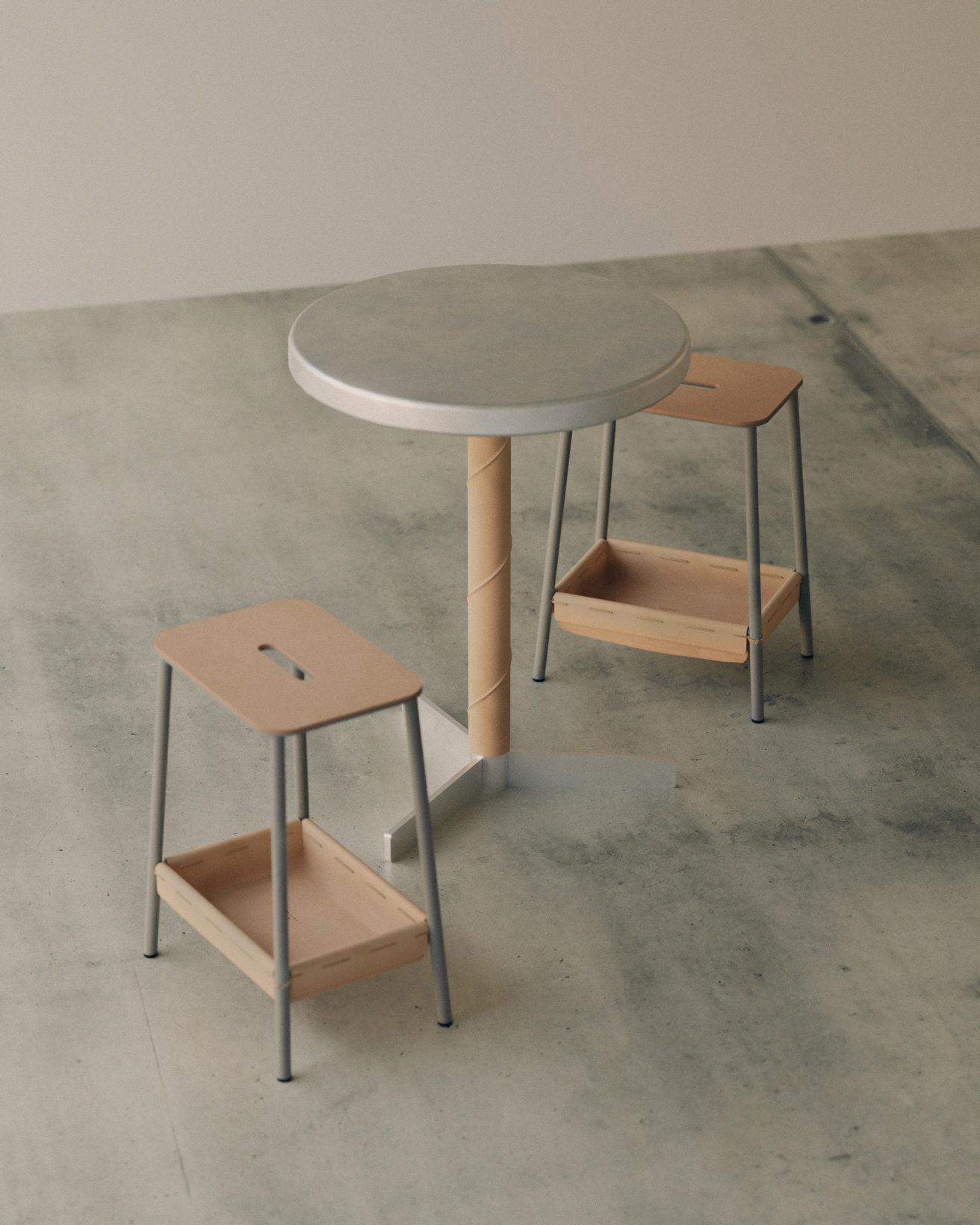 エンダースキーマ〉と北欧のデザインスタジオ〈FRAMA〉がコラボ｜小西