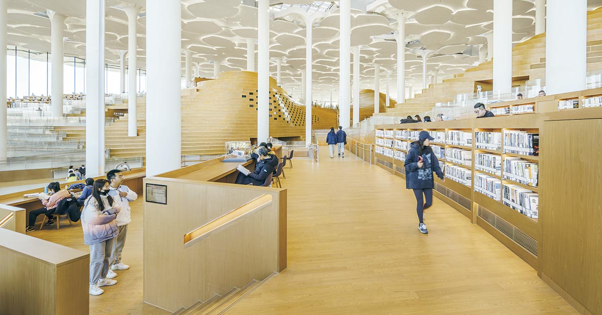 デジタル時代の図書館の意義を問う、スノヘッタ設計の〈北京市立図書館〉。