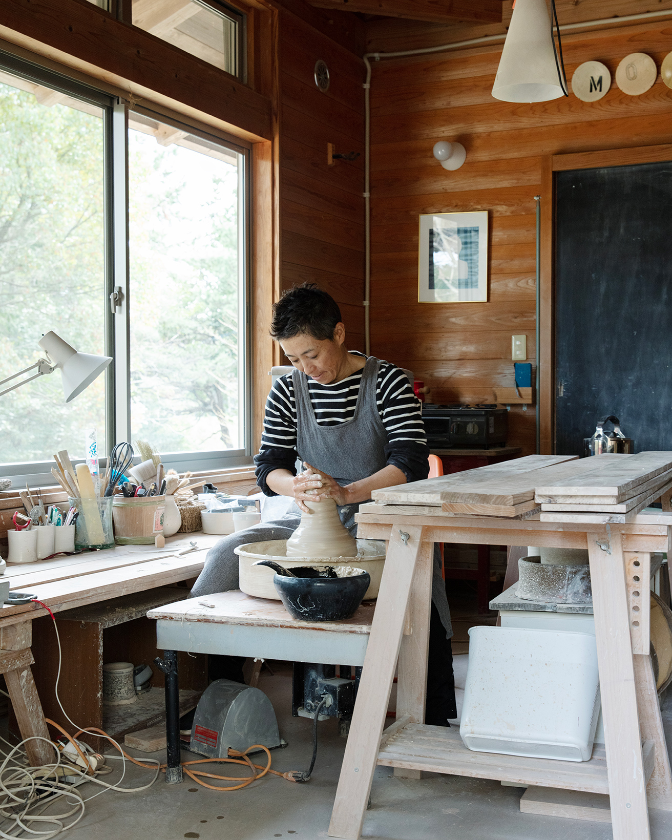 陶芸の里・唐津で訪ねるべき2人の女性作家【佐賀シティガイド】 | カーサ ブルータス Casa BRUTUS