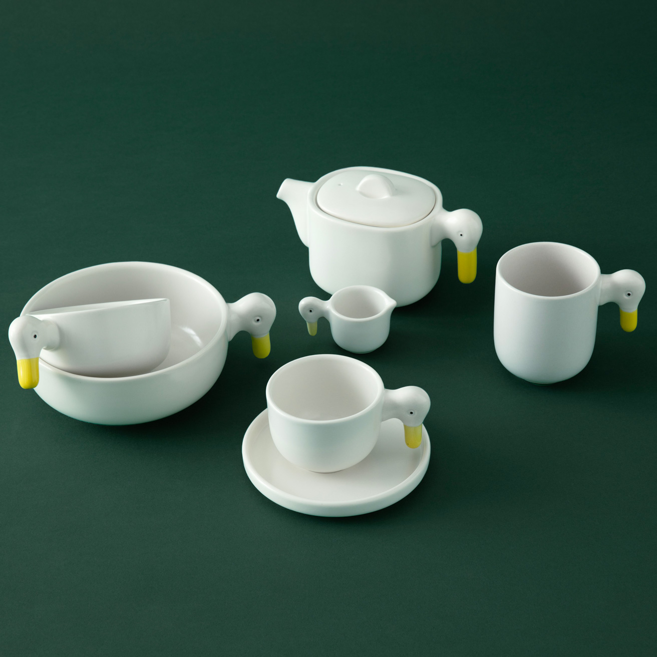 尻尾の先からお茶　表情が愛らしい《アヒル》の器シリーズ【今日の逸品】