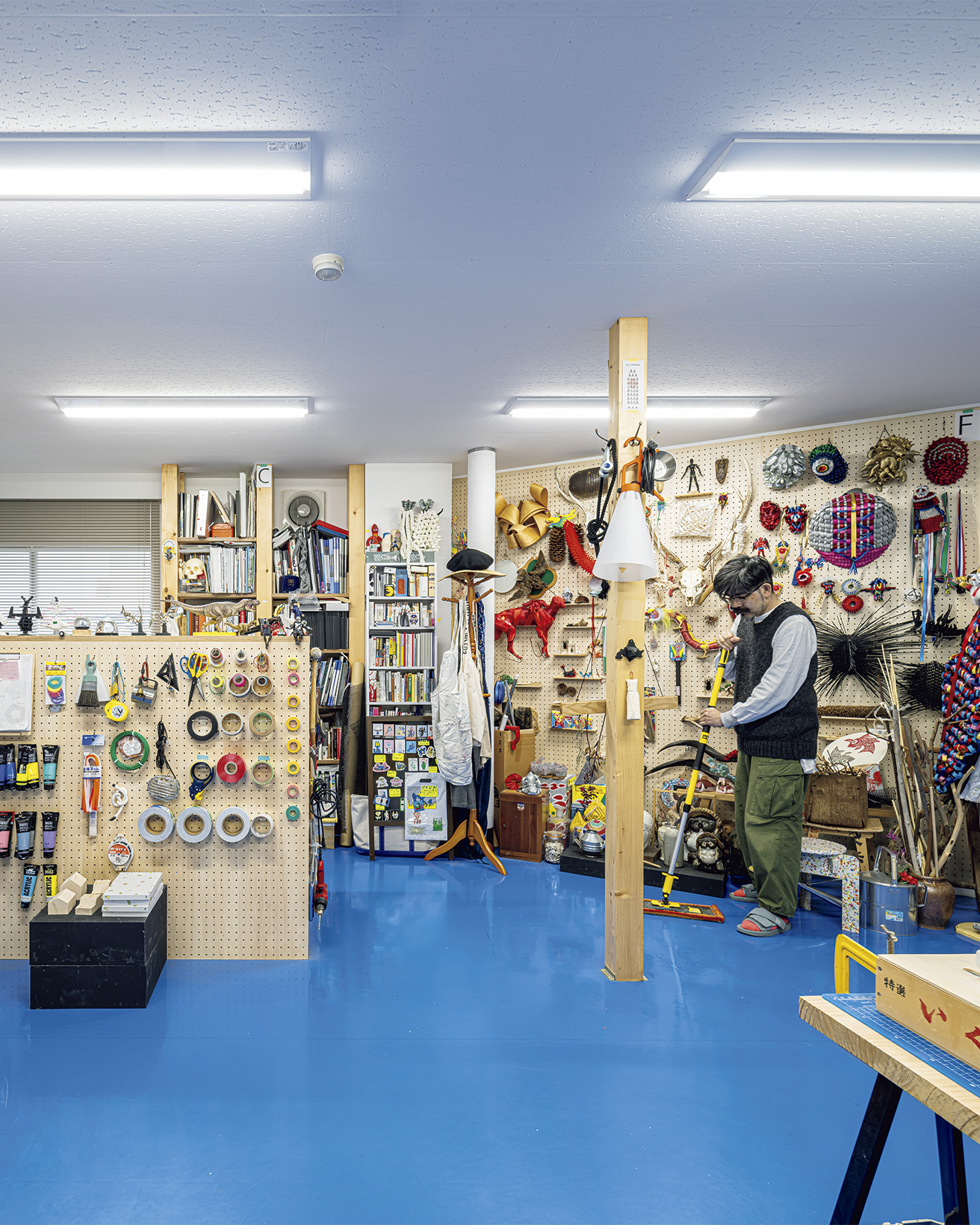 あの人の仕事場から学ぶインテリア / Case06】整然と混沌が共存