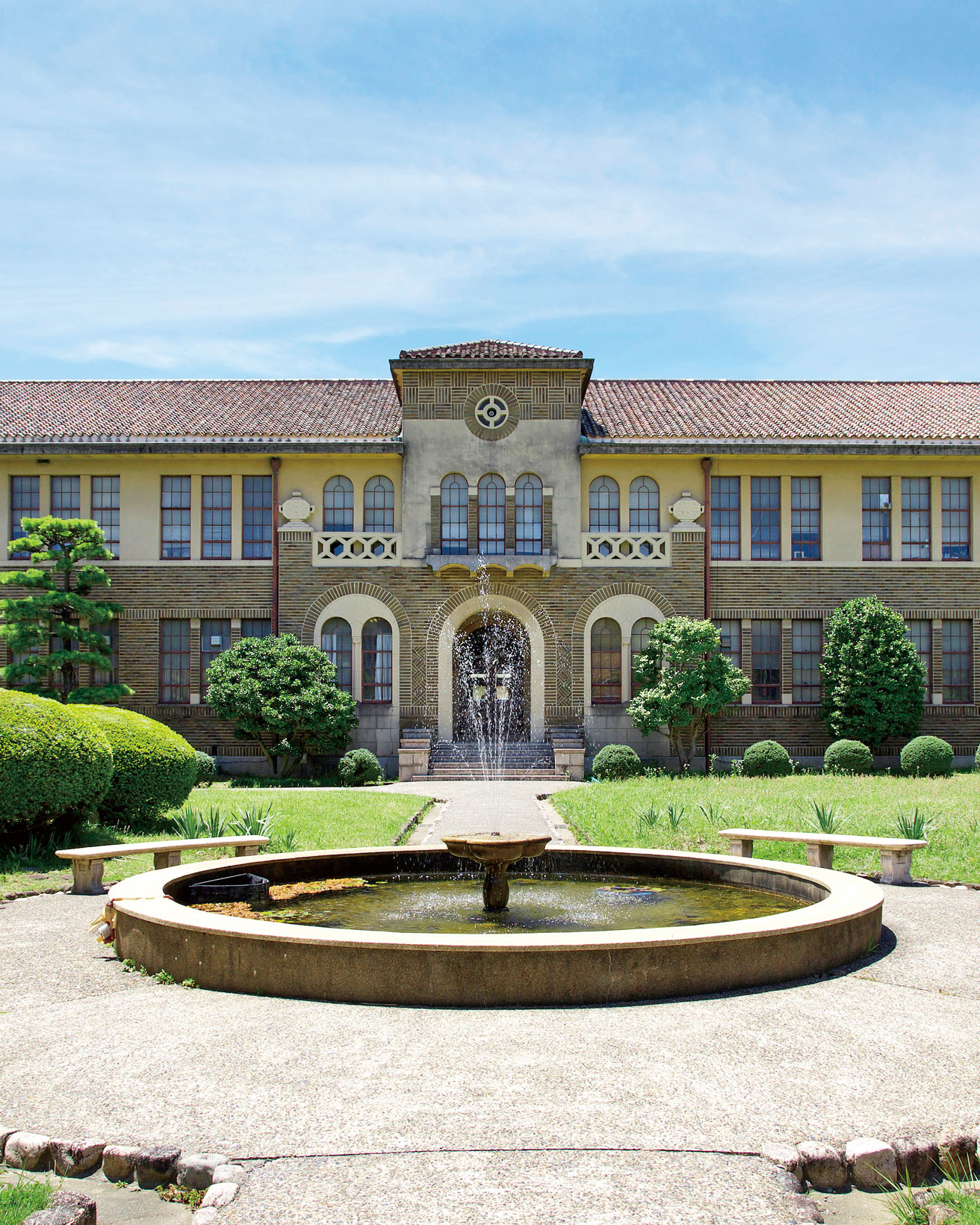 ヴォーリズ設計の重要文化財が並ぶ〈神戸女学院〉が再整備へ。建築と