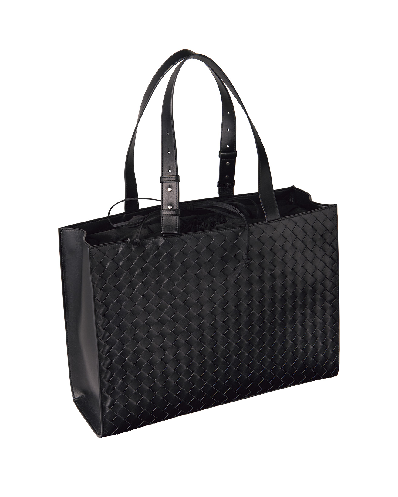 ボッテガ・ヴェネタ〉銀座ショップ5周年記念のトートバッグはブラック