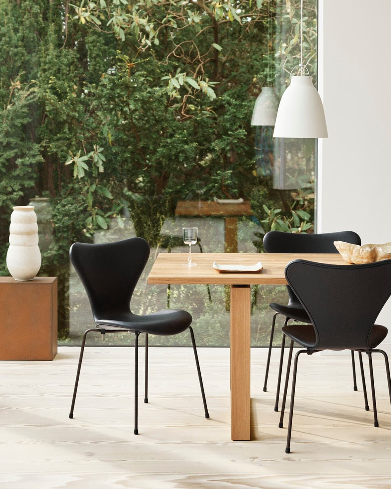 フリッツハンセン　チェアー　本日終了します FRITZ HANSEN FRI / フリッツ・ハンセン フリチェア ラウンジ