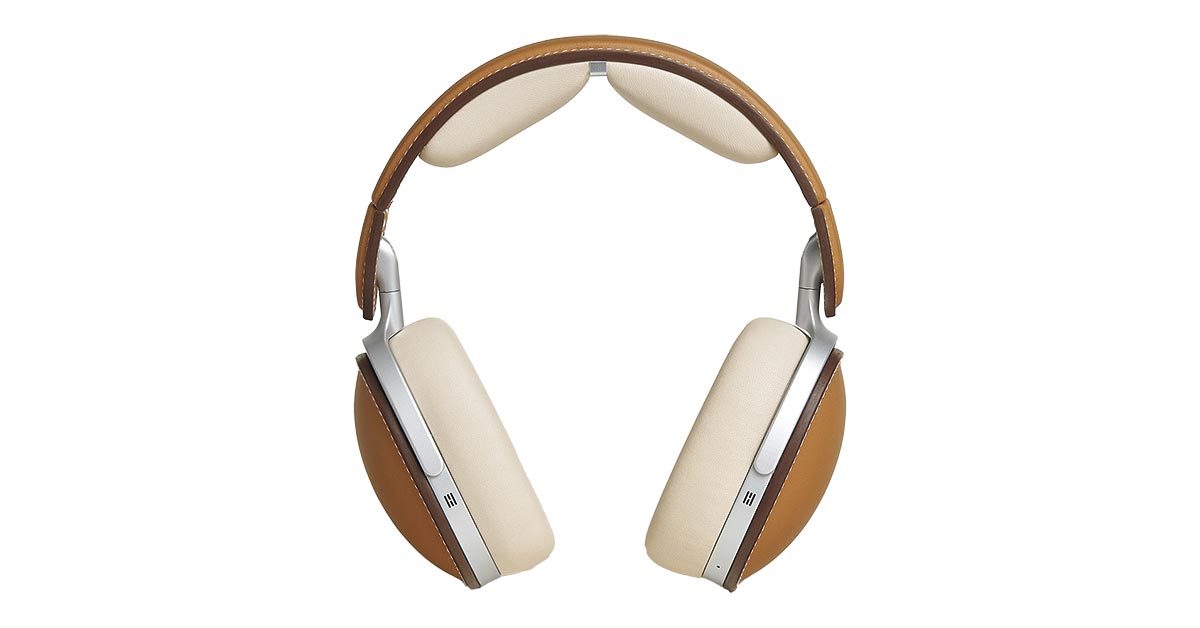 〈エルメス〉からメゾン初となるヘッドフォンを発表。