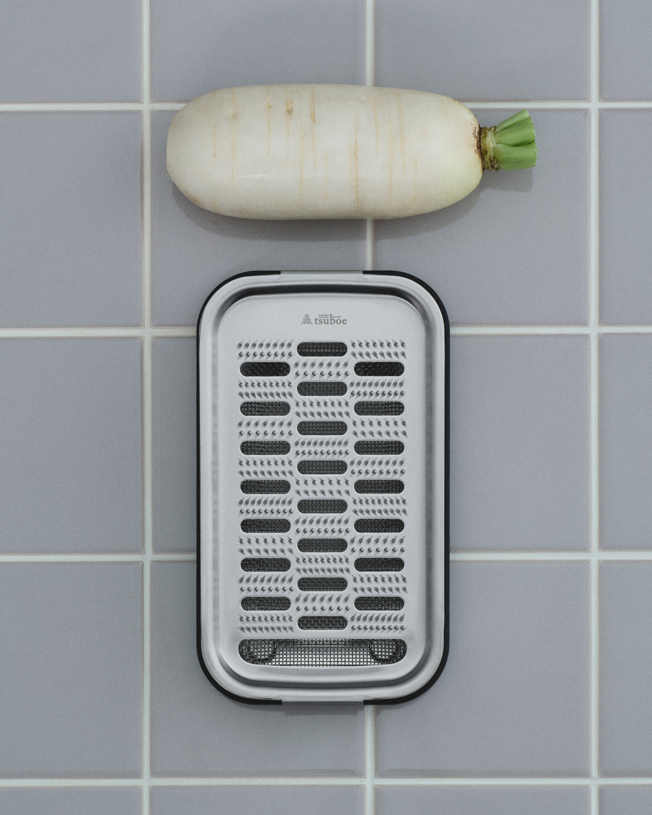 “おろすこと”だけに特化した老舗メーカーの極上おろし金。ふわふわの大根おろしも軽々！