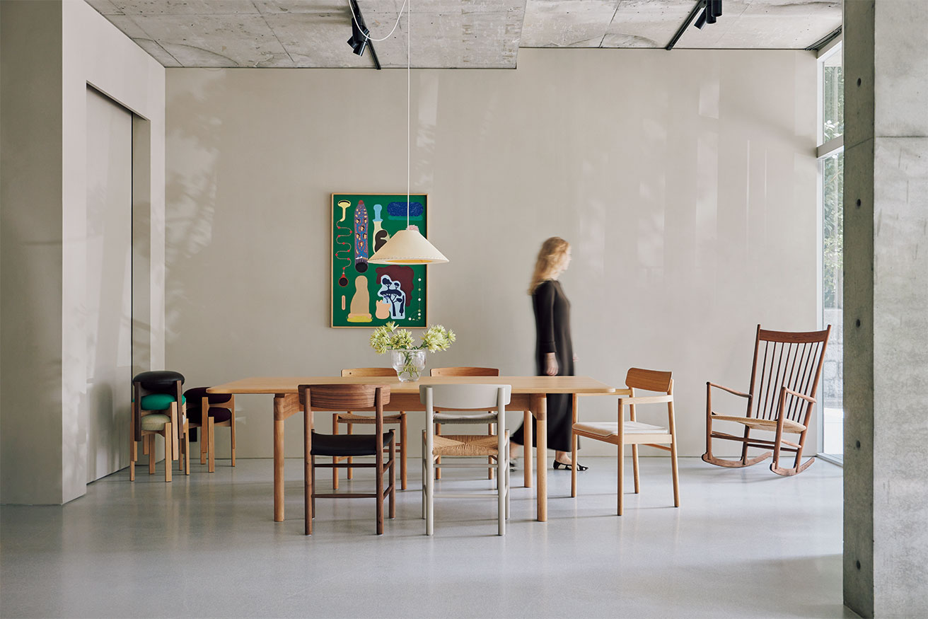 デンマーク〈フレデリシア〉が東京・外苑前に初お目見え！ シンプル空間に映える、美しく心地よい家具。