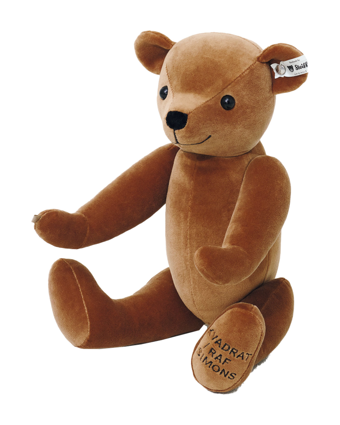 ラフ・シモンズが紡ぐ、究極のテディベア。 | カーサ ブルータス Casa