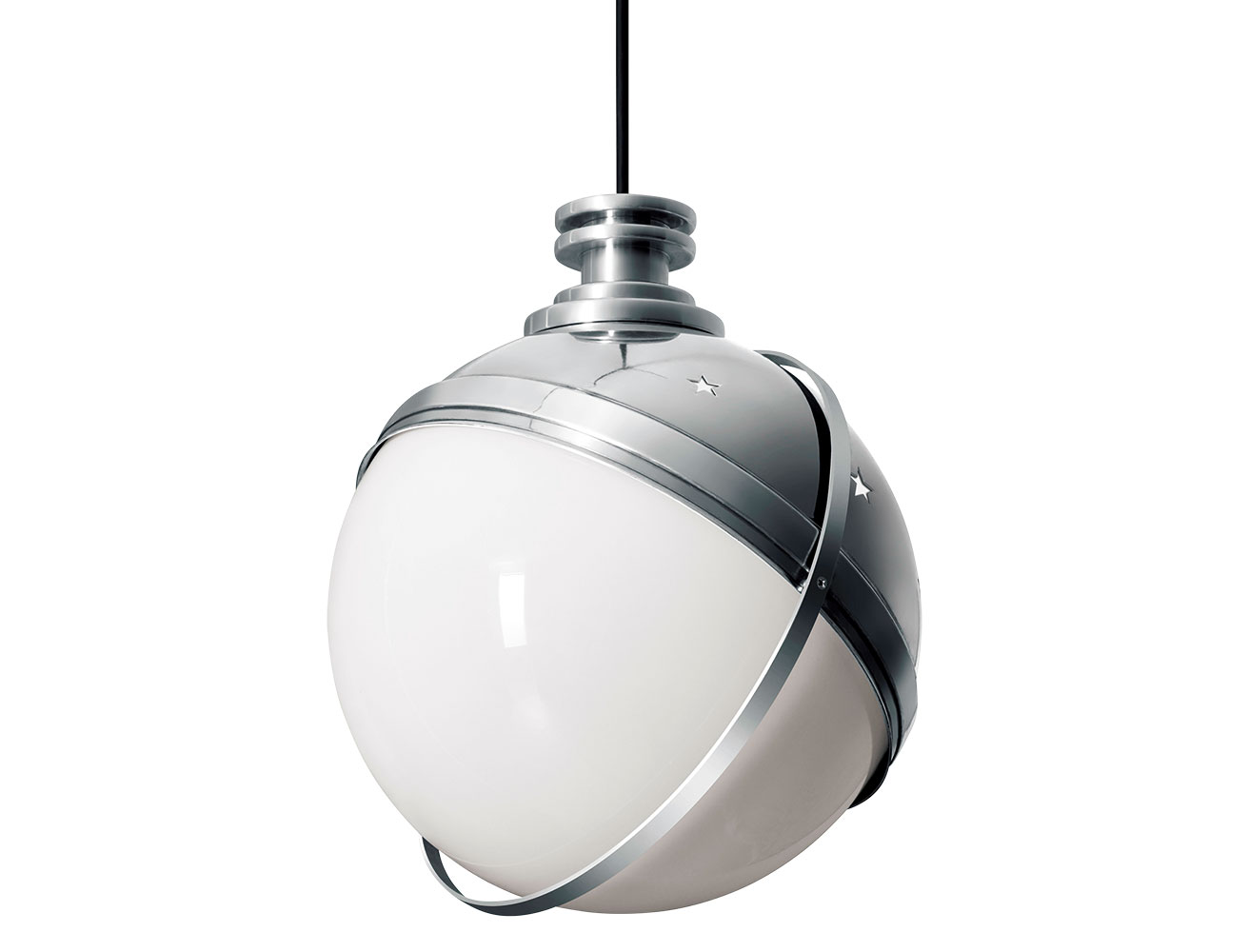 チャールズ・イームズによる歴史的な照明が商品化。