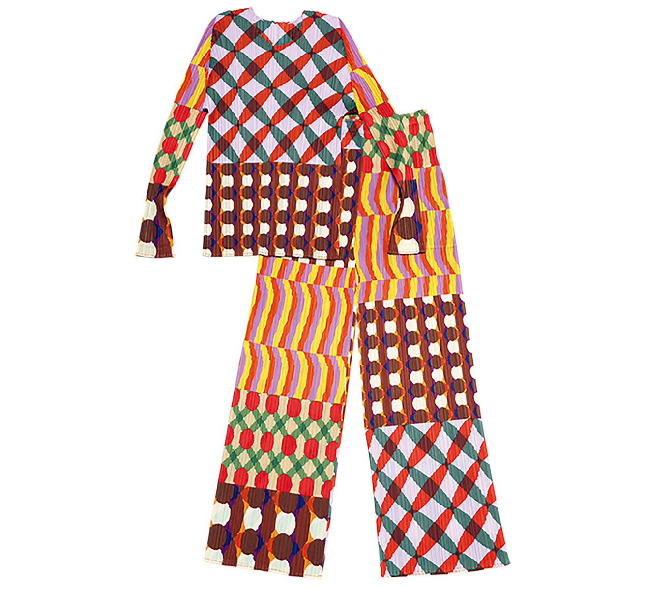 〈PLEATS PLEASE ISSEY MIYAKE〉のテーマは「ダンス」。その動きが生み出した幾何学模様の美。