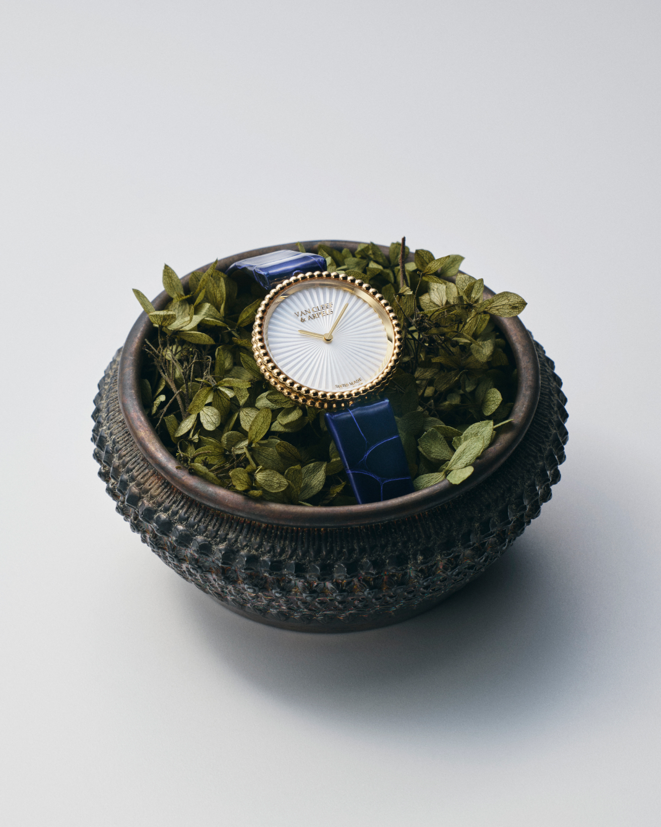 ヴァン クリーフ&アーペル〉100年後にも誰かに残したい、ずっと使い