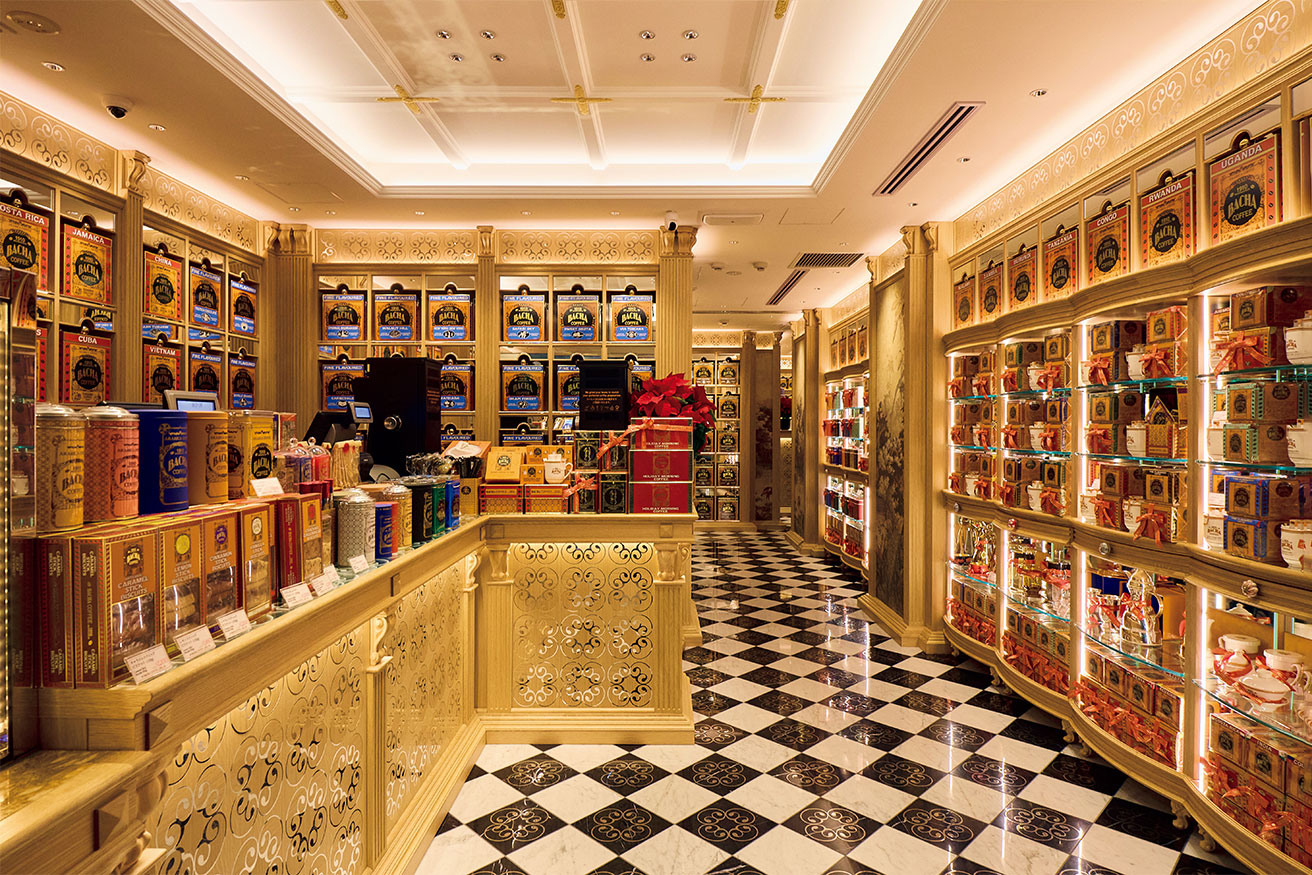 長山智美 デザイン狩人｜Bacha Coffee GINZA