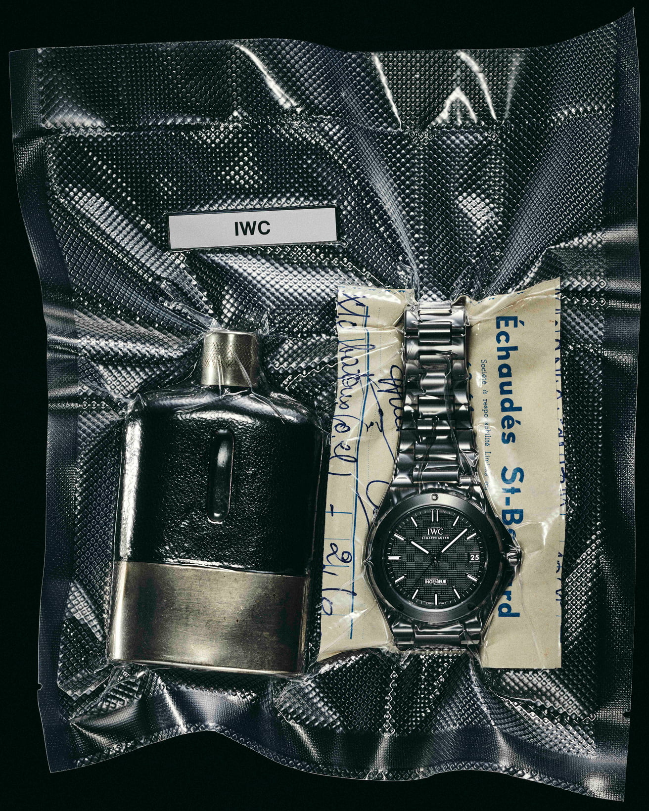 〈IWC シャフハウゼン〉時代と世代を超えて受け継がれる名作時計。【百年後時計】