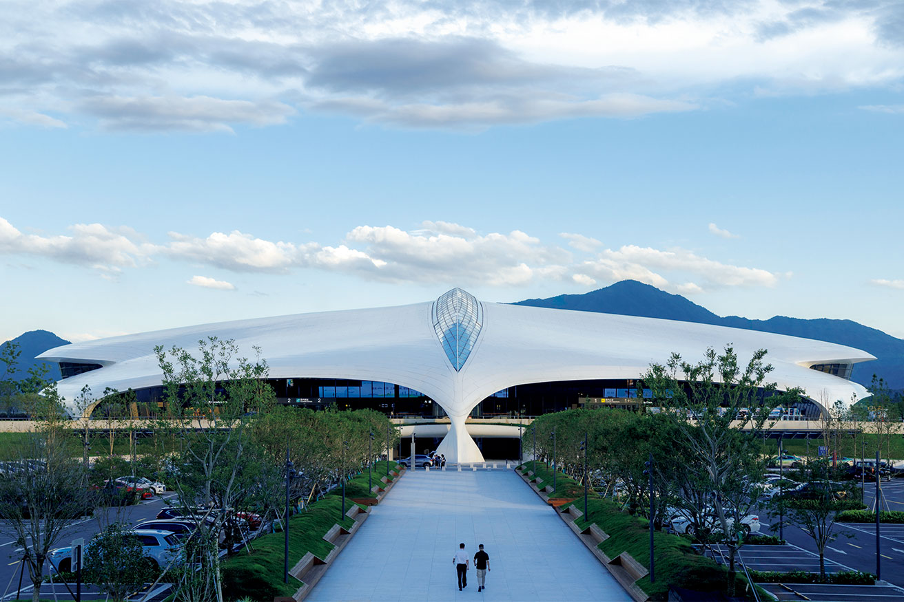 MAD設計！ 中国・浙江省に舞い立つ白い鳥のような空港。