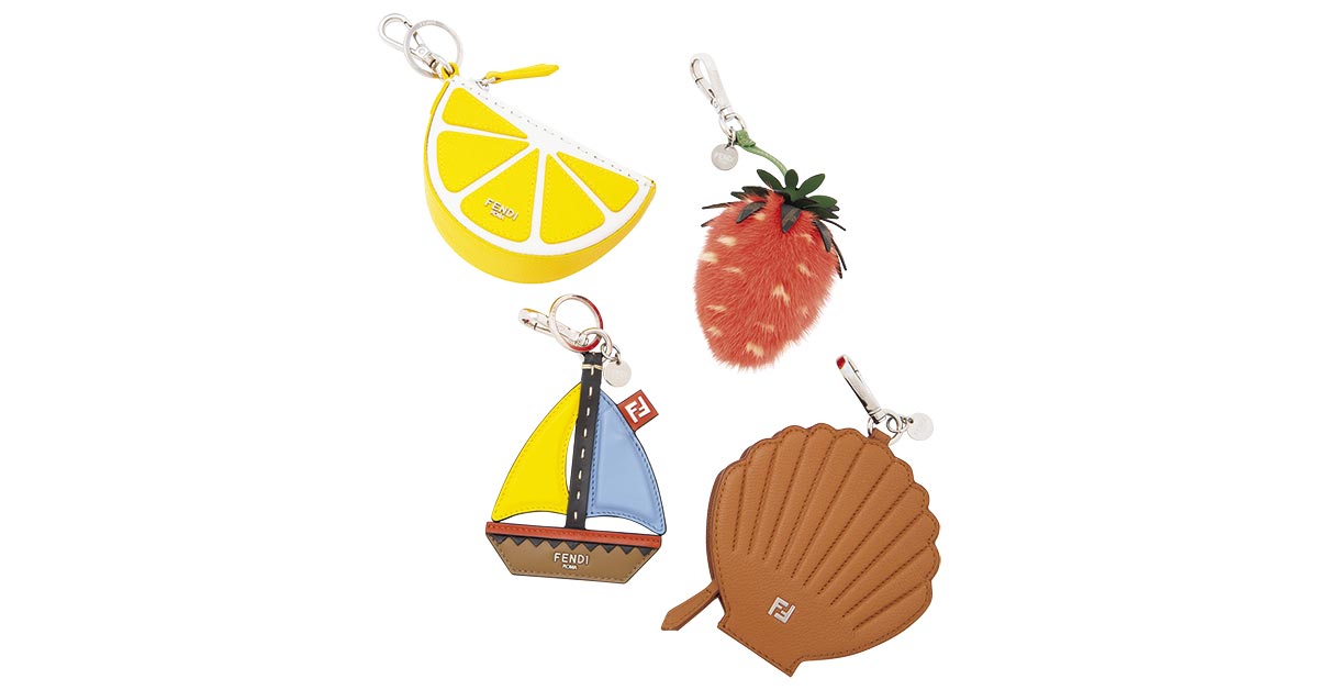 バッグに、夏の遊び心を添えて。ユニークなチャームが〈FENDI〉から。