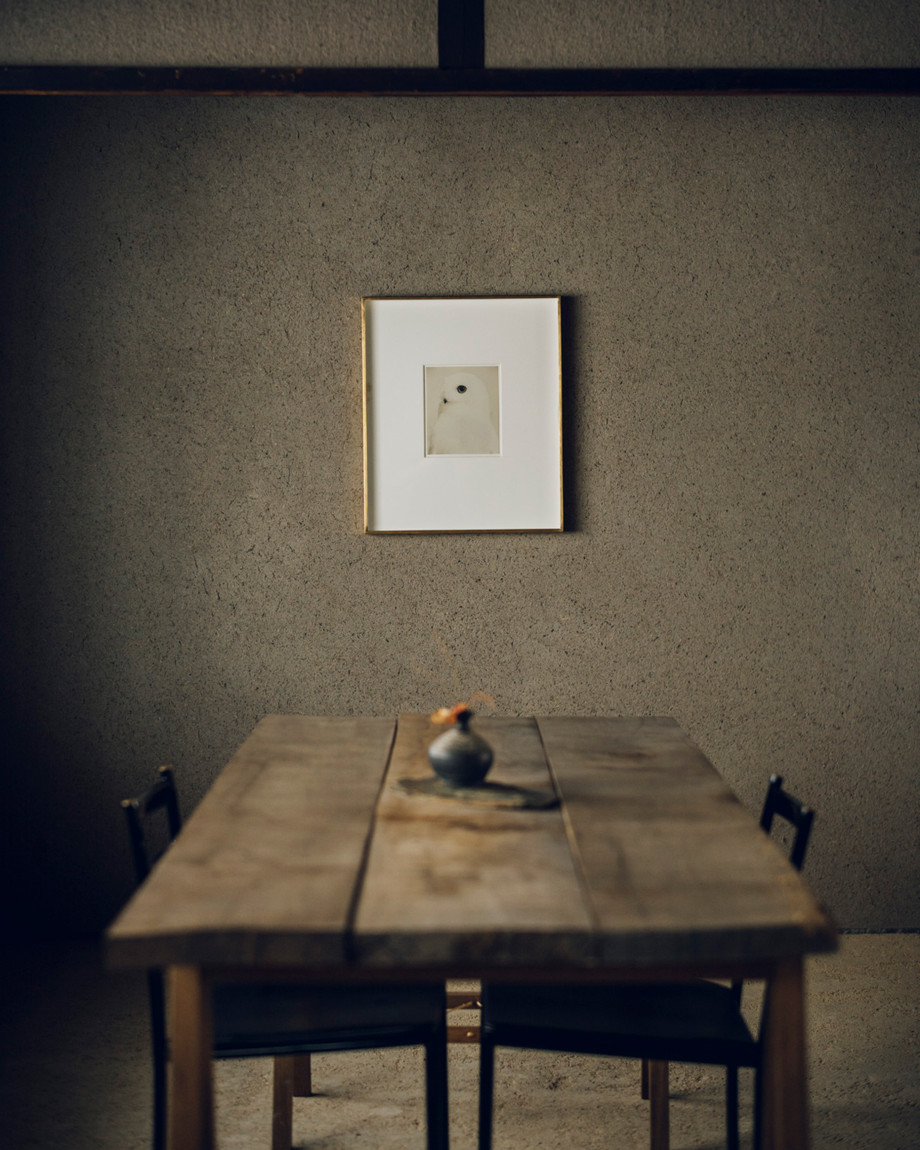 京都・岡崎に魚谷繁礼がリノベーションを手がけた町家のギャラリーが誕生。山本昌男の個展で幕を開けます。