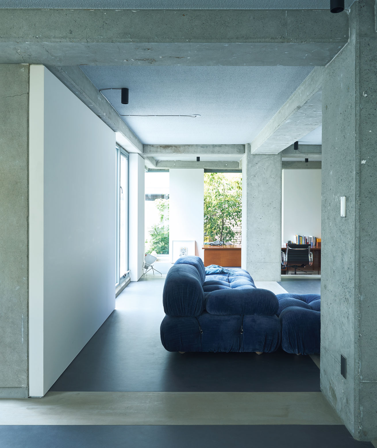 【最新号ちょい見せ】建築家・沼田祐子が坂倉準三設計のヴィンテージマンションを大胆改修！